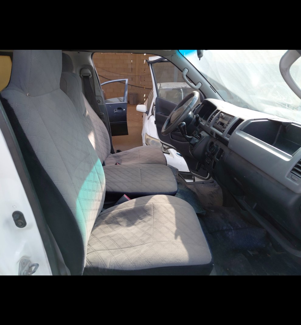 تويوتا هايس  2010 image