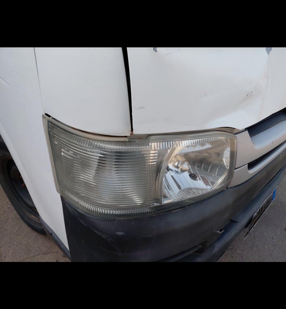 تويوتا هايس  2010 image