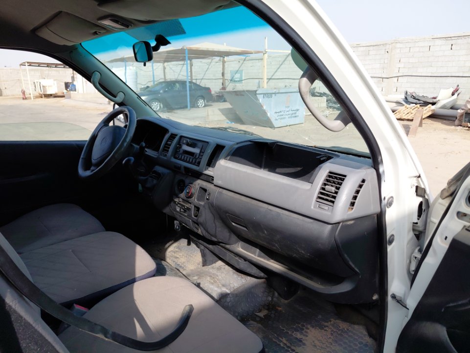 تويوتا هايس  2010 image