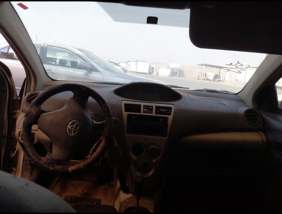 تويوتا يارس  2012 image