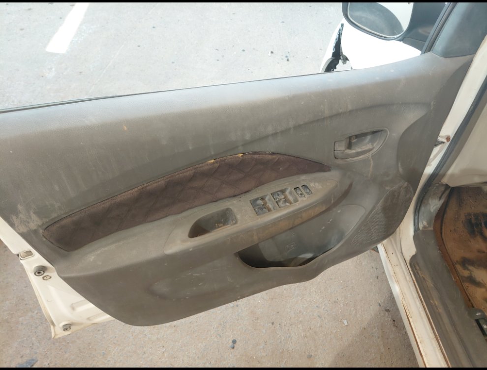 تويوتا يارس  2012 image