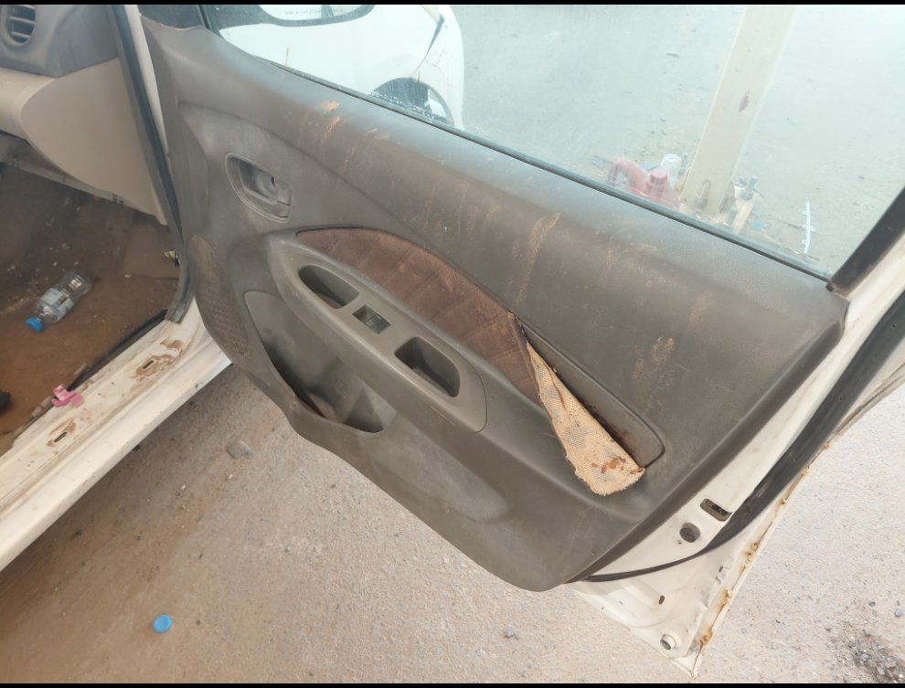 تويوتا يارس  2012 image