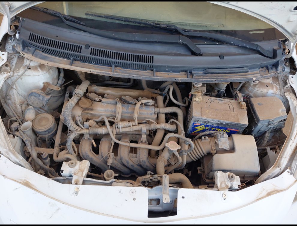 تويوتا يارس  2012 image