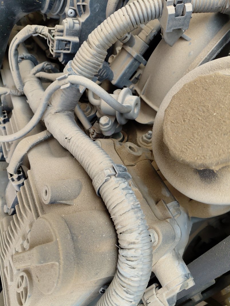 تويوتا انوفا  2012 image