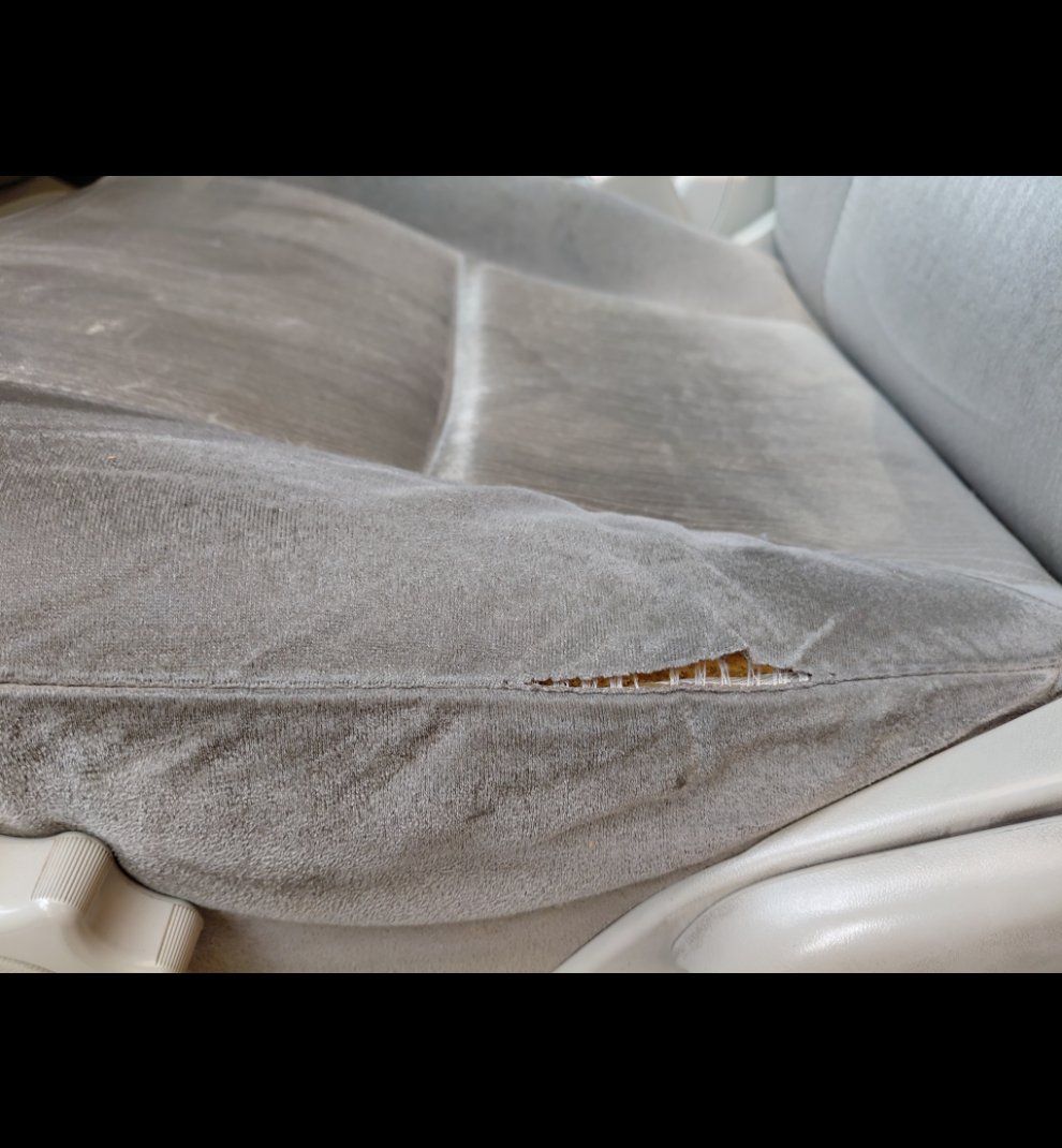 تويوتا انوفا  2012 image