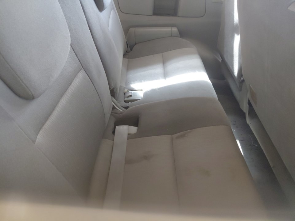 تويوتا انوفا  2012 image