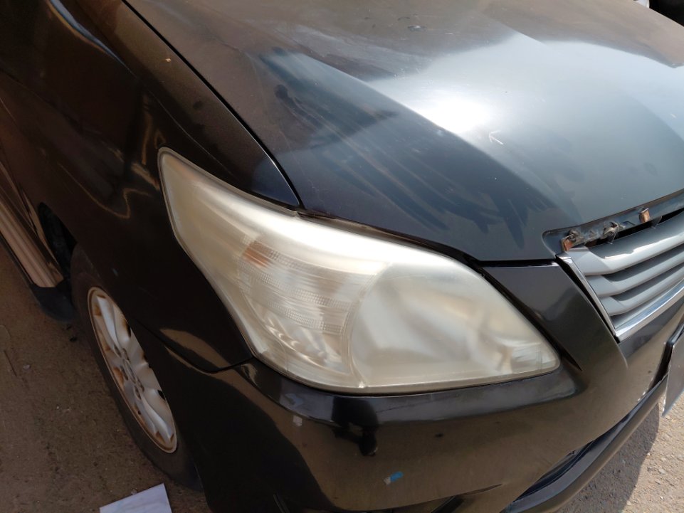 تويوتا انوفا  2012 image