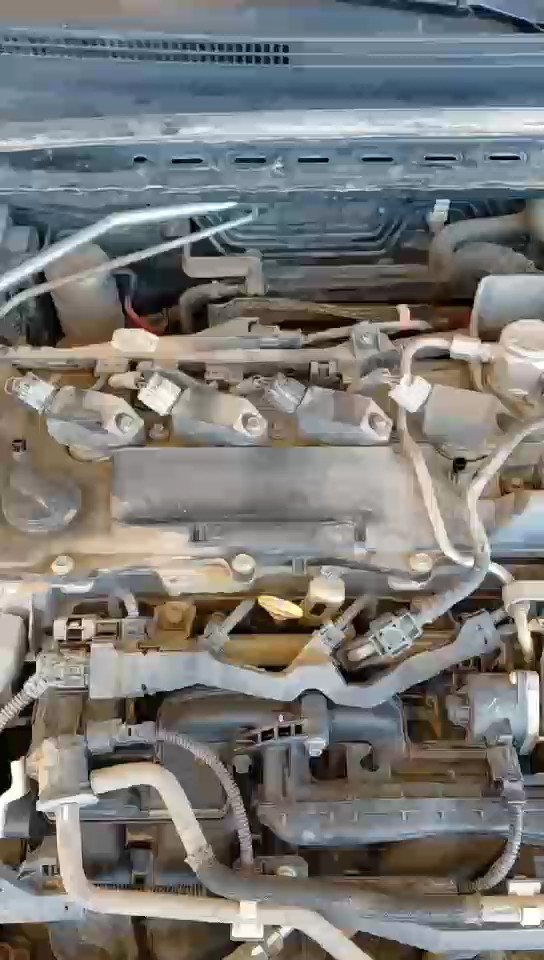 تويوتا كامري LE HEV 2019 video