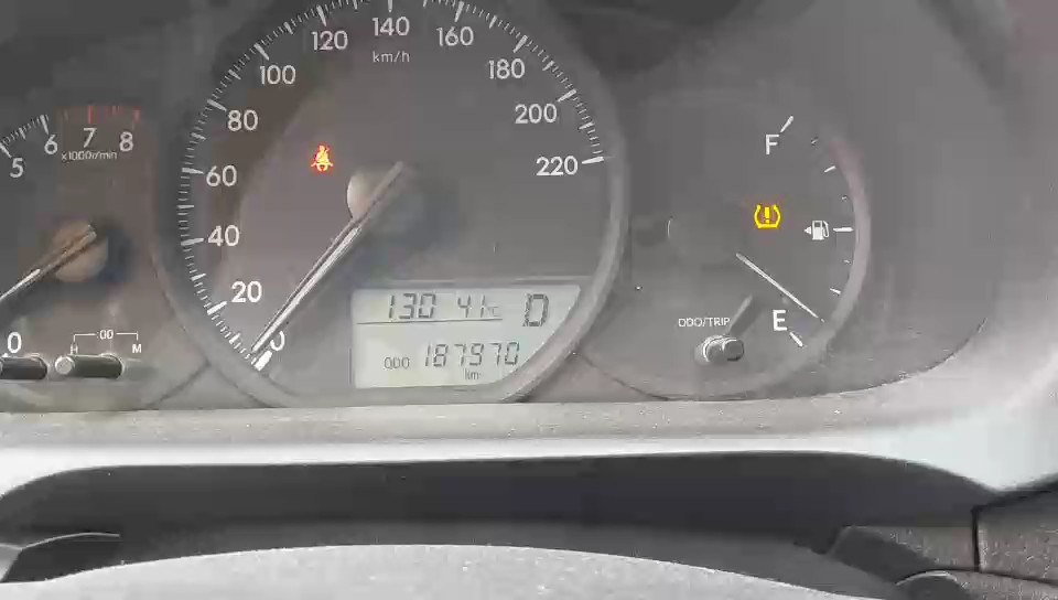 Toyota Yaris Y FLT 2021 video