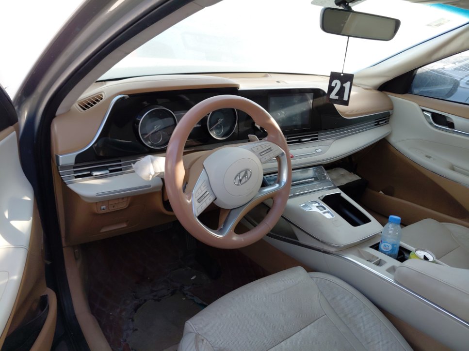 Hyundai Azera  2021 image