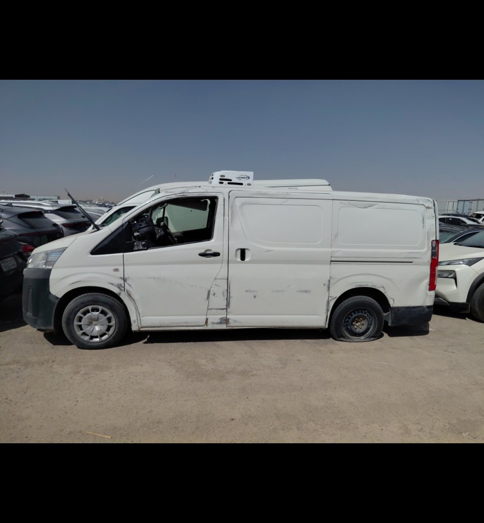 Toyota Hiace Bus  2025 image