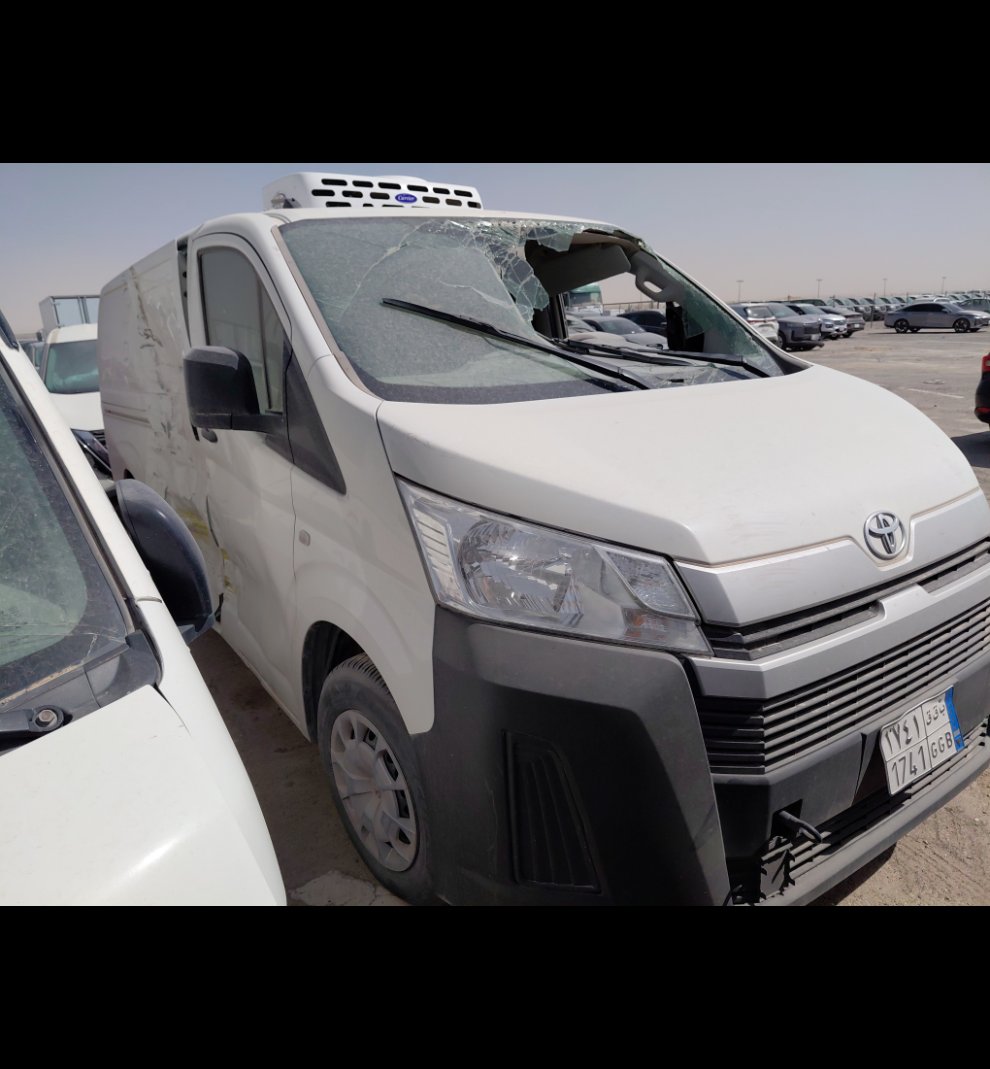 Toyota Hiace Bus  2025 image