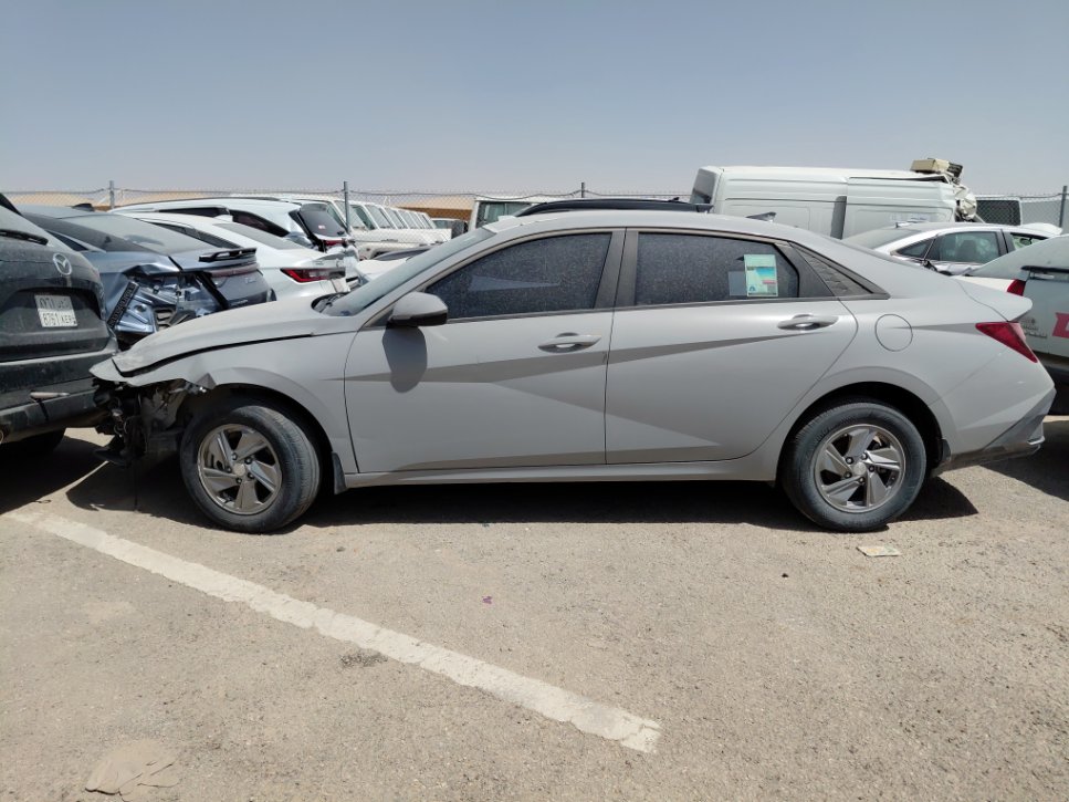 Hyundai Elantra  2024 image
