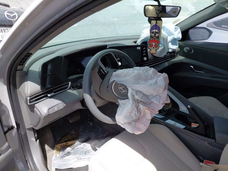 Hyundai Elantra  2024 image