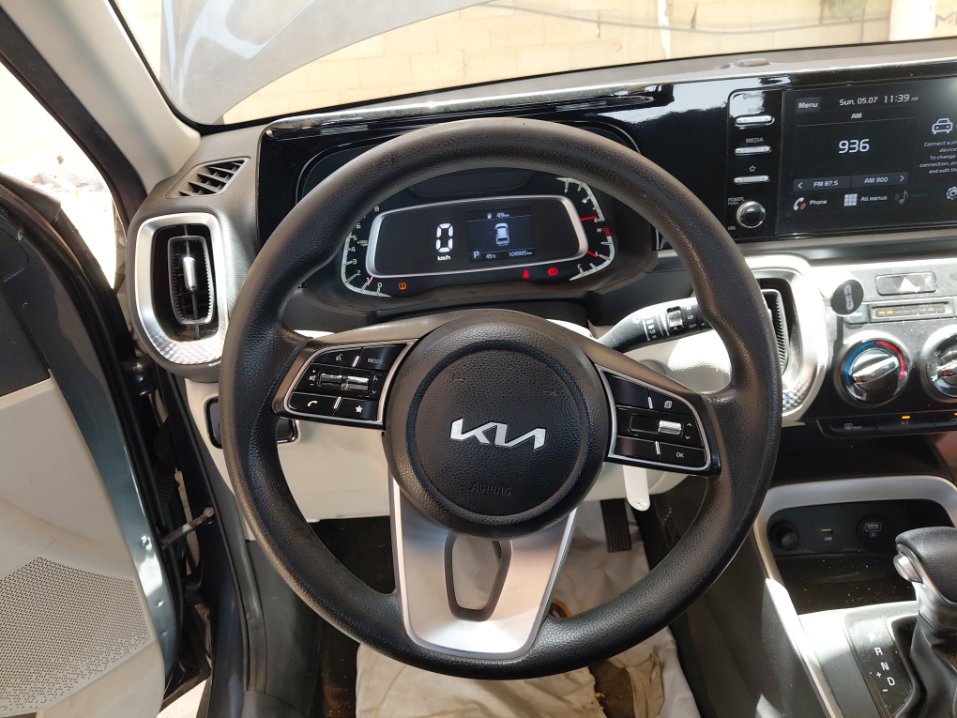 كيا سوينت STD SPORTS UTILITY 2023 image