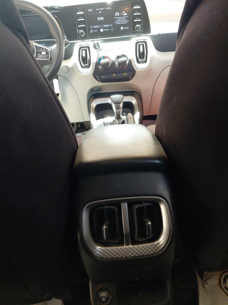 كيا سوينت STD SPORTS UTILITY 2023 image