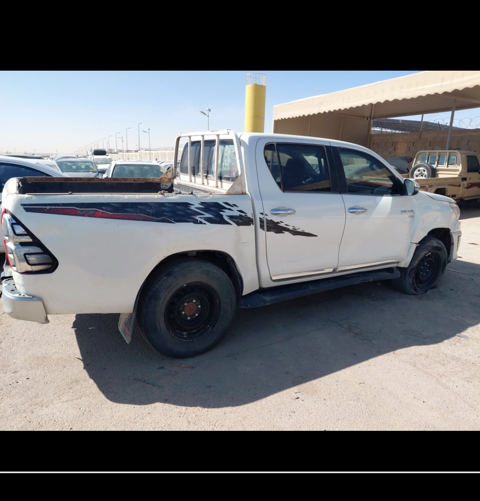 تويوتا هايلكس TRD 4X4 -AWD 2020 image