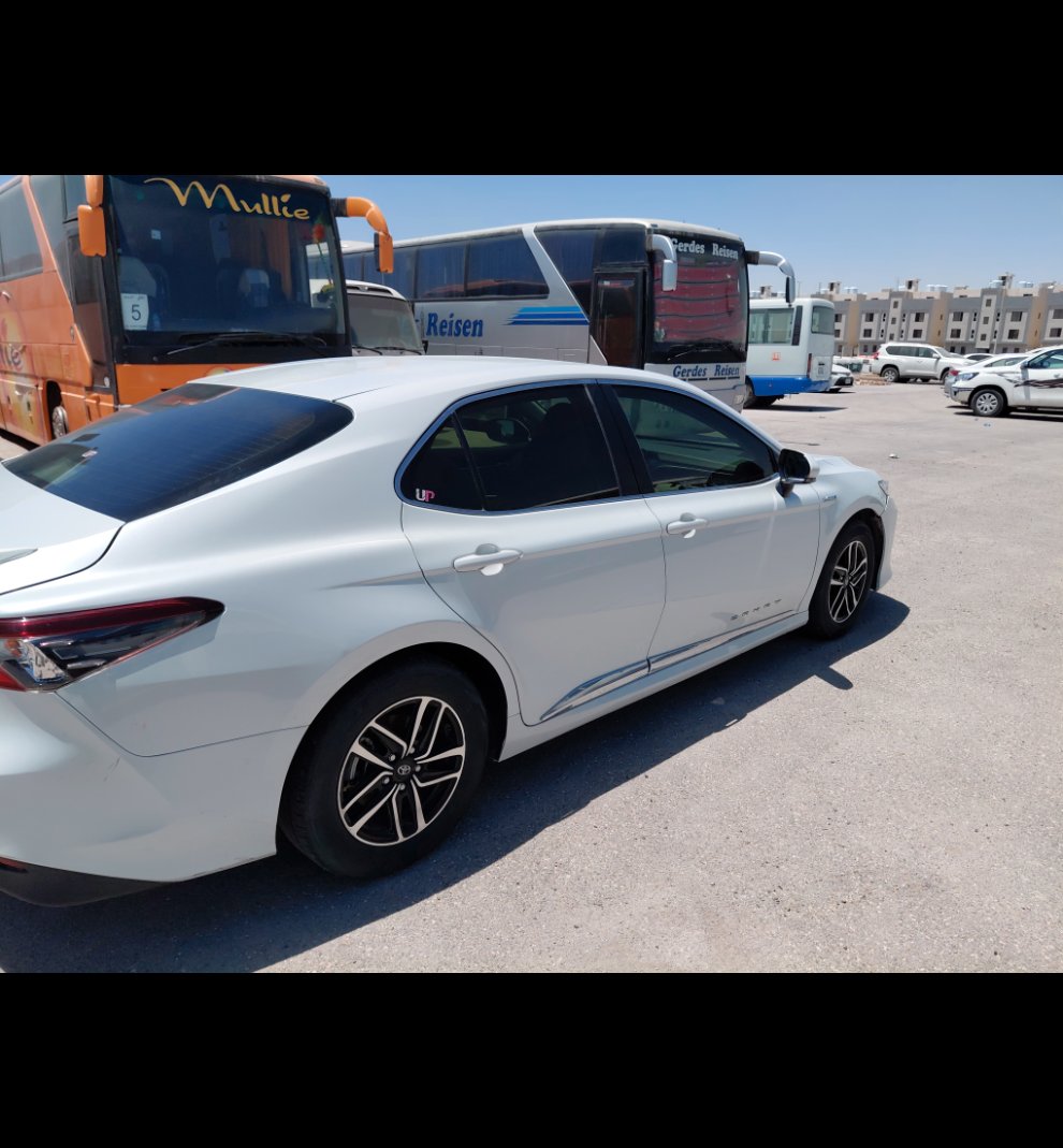 تويوتا كامري LE HEV 2022 image