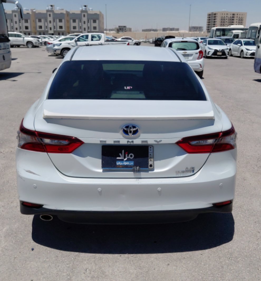 تويوتا كامري LE HEV 2022 image