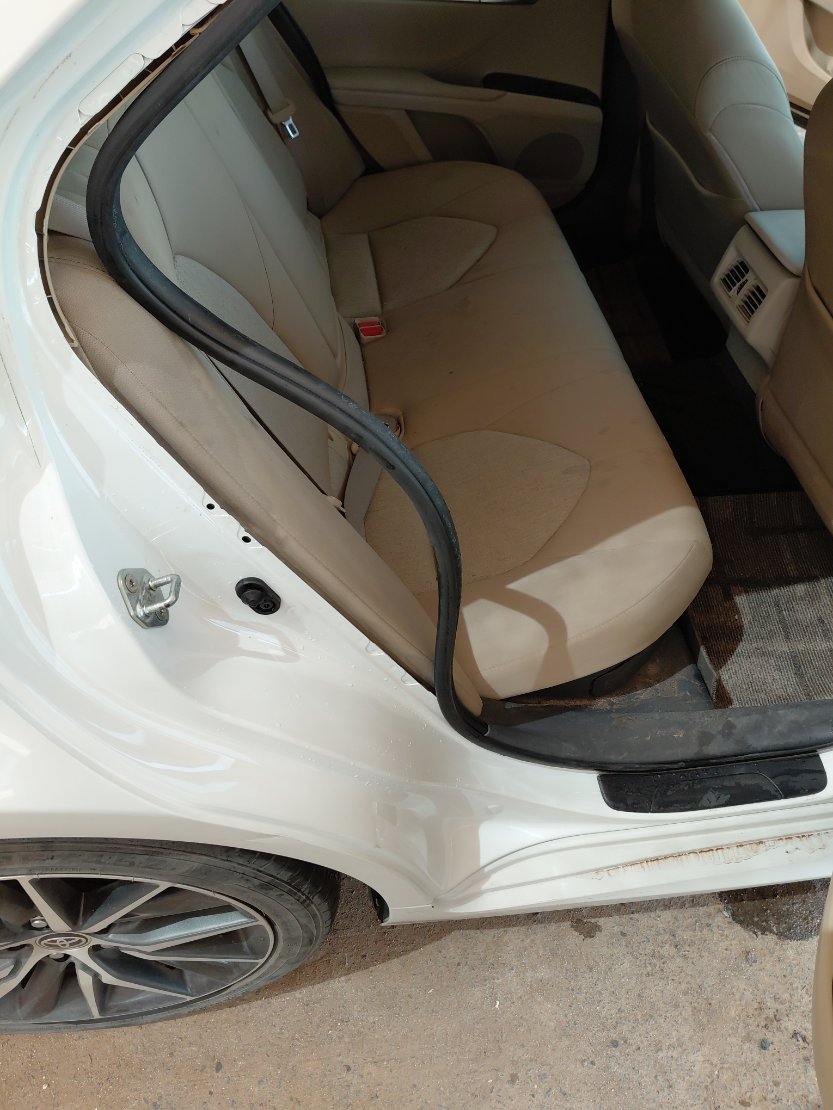 تويوتا كامري GLE HEV  2024 image