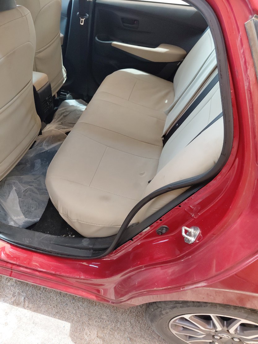 تويوتا يارس Y 2023 image