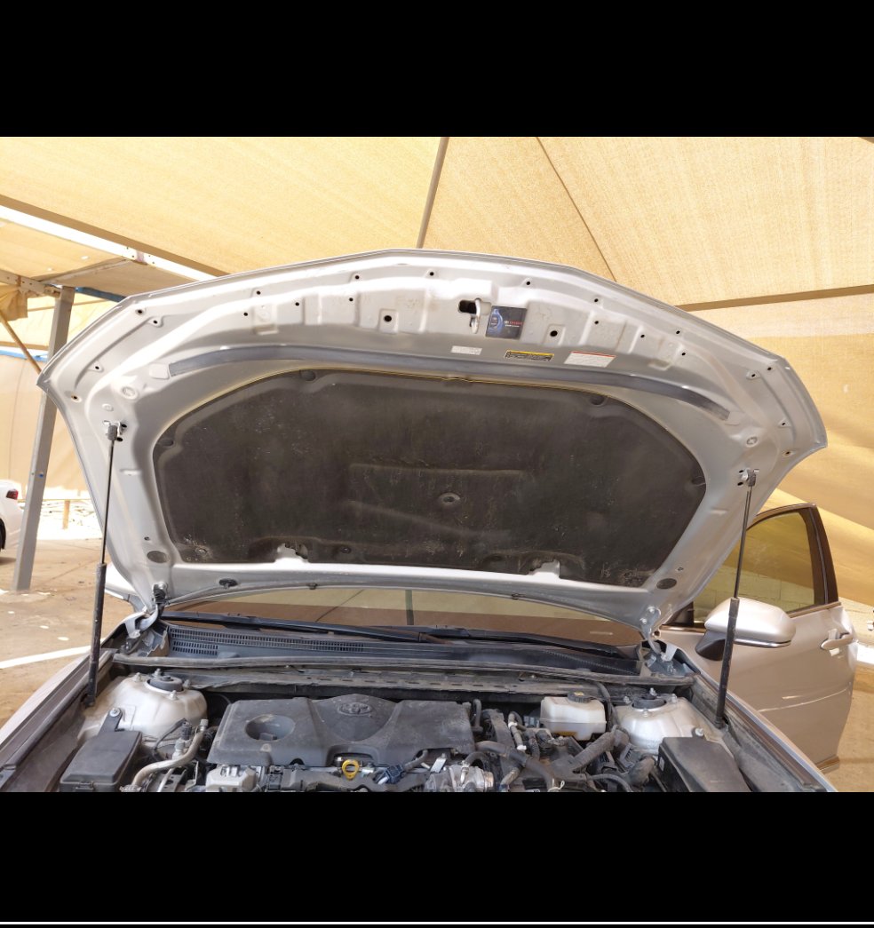 تويوتا كامري GLE HEV  2022 image