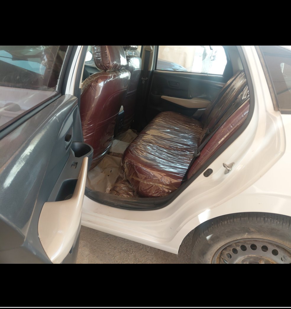 تويوتا يارس Y 2023 image