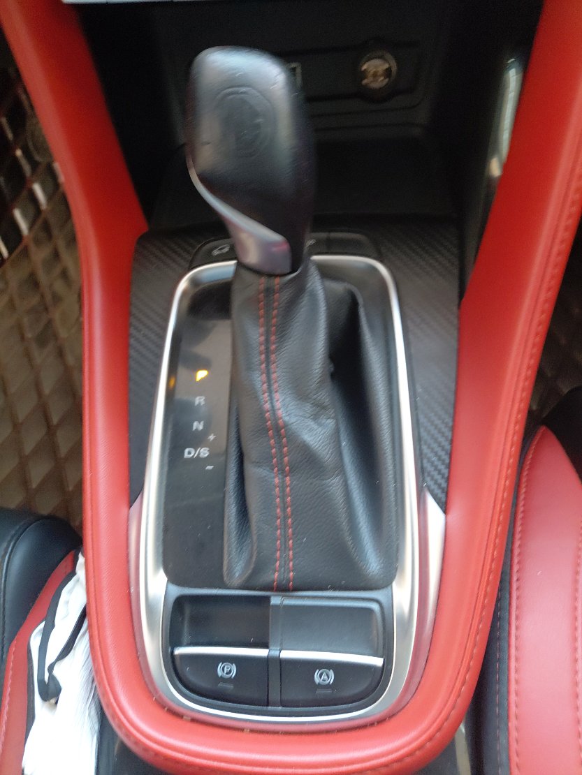 إم جي ZS رياضية - 11  لوكس 2021 image