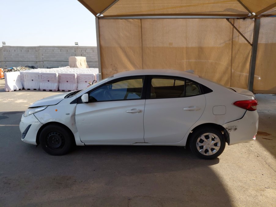 تويوتا يارس Y FLT 2020 image