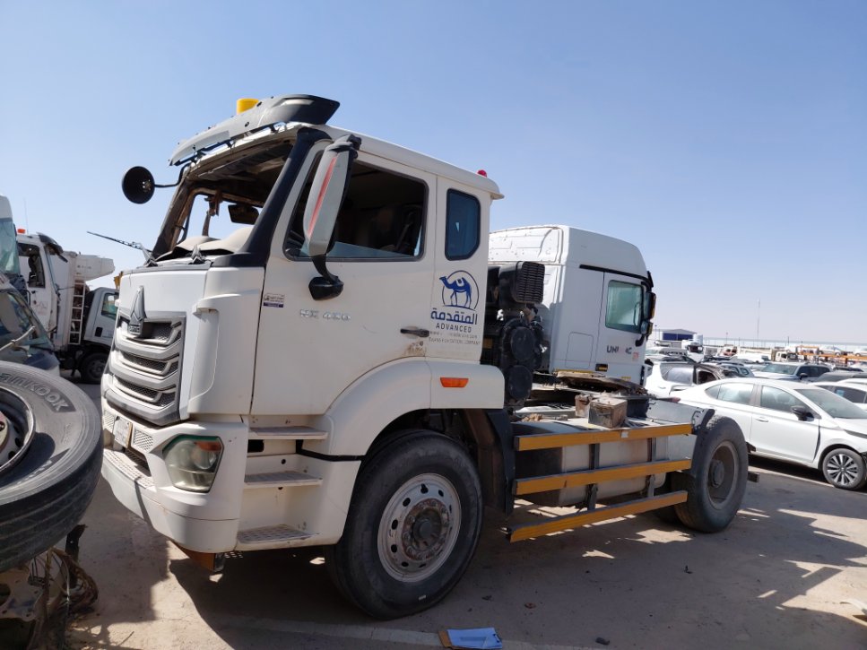 سينوتراك Howo Truck head  2023 image
