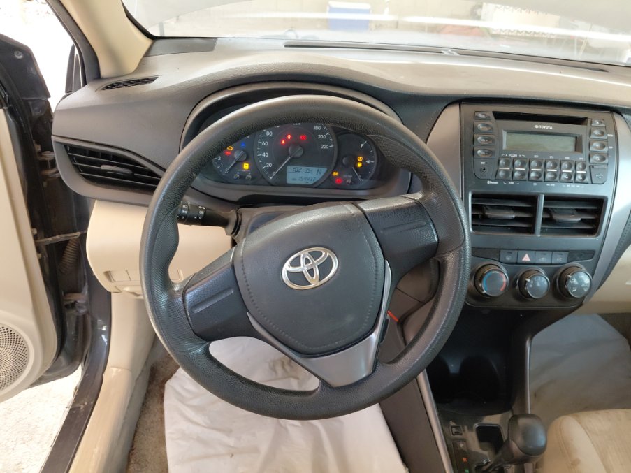 Toyota Yaris Y 2021 image