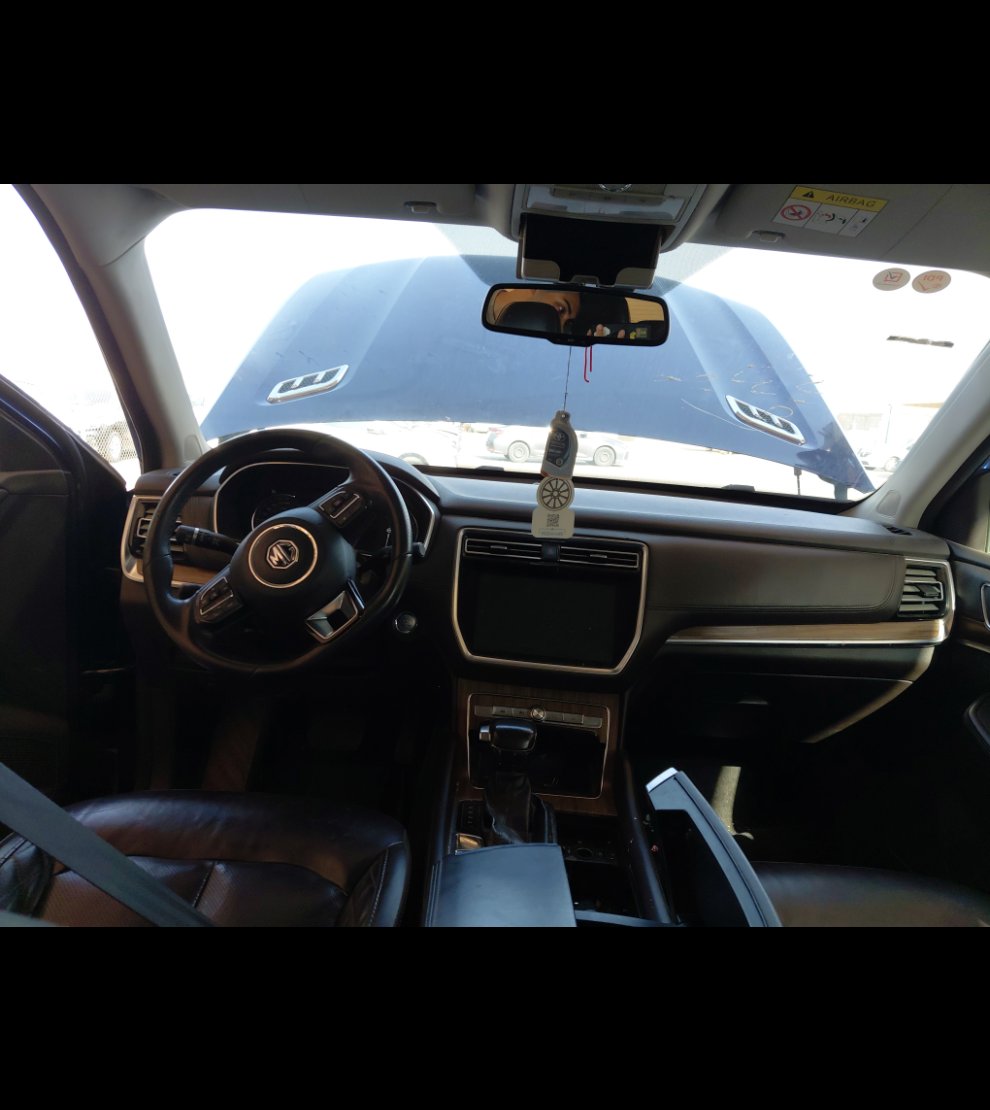 إم جي RX8 لوكس 2022 image
