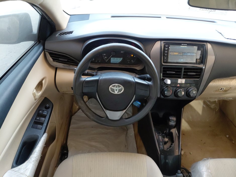 Toyota Yaris Y 2021 image