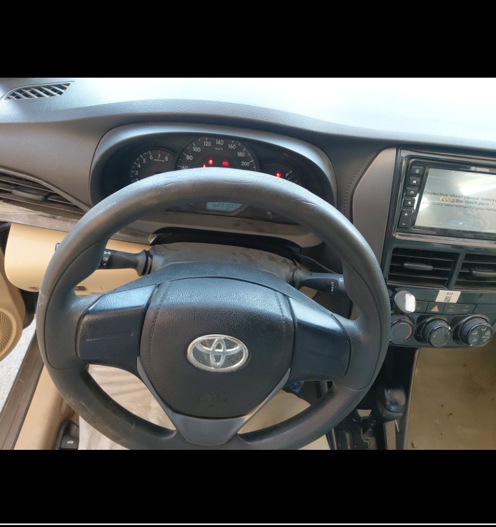 Toyota Yaris Y 2021 image