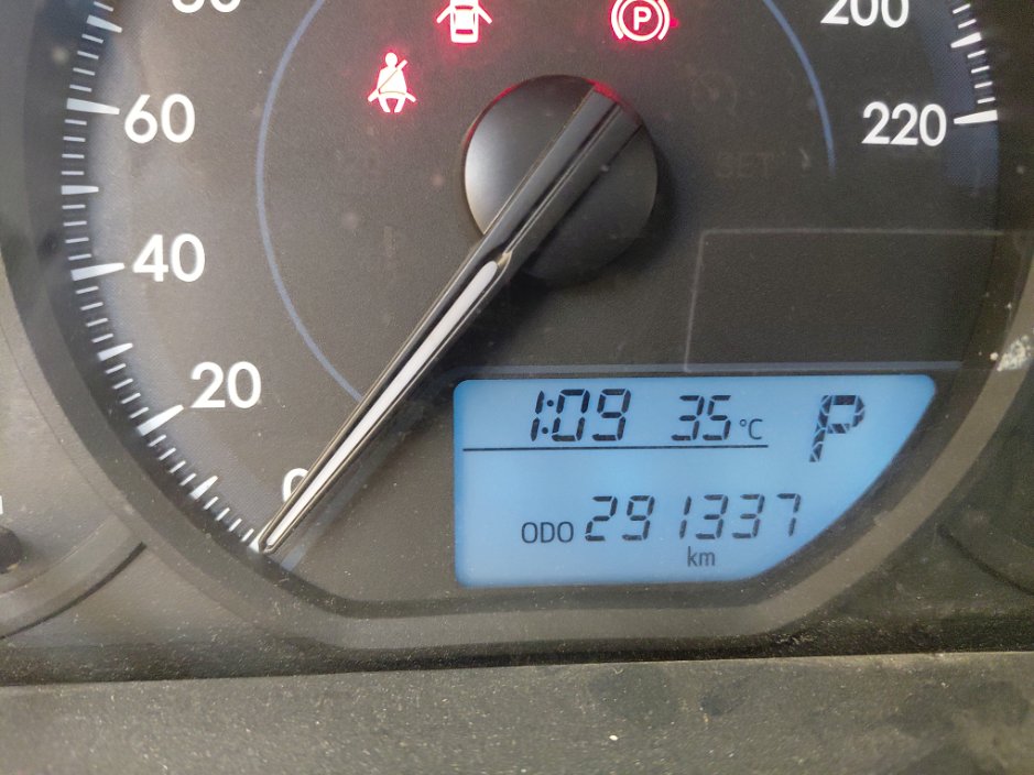 Toyota Yaris Y 2021 image