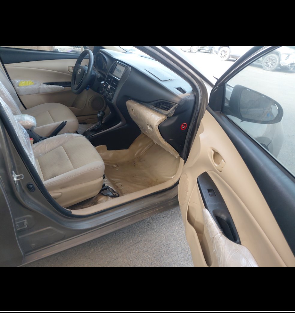 Toyota Yaris Y 2021 image
