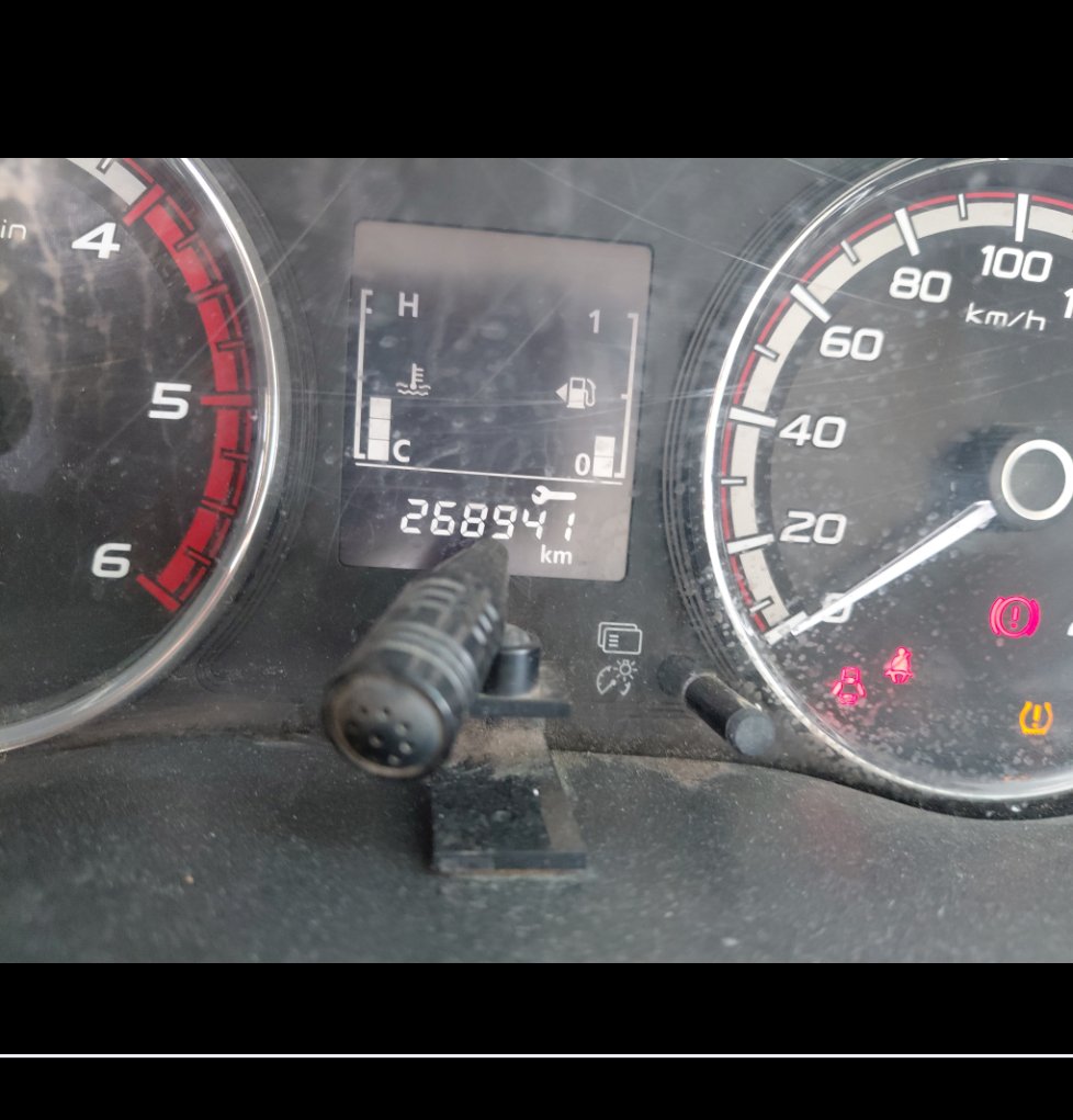 ميتسوبيشي L200 4X4- 2022 image