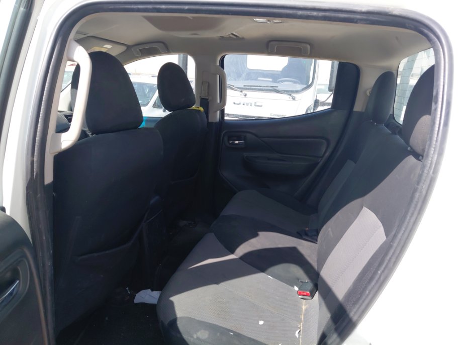 ميتسوبيشي L200 4X4- 2022 image