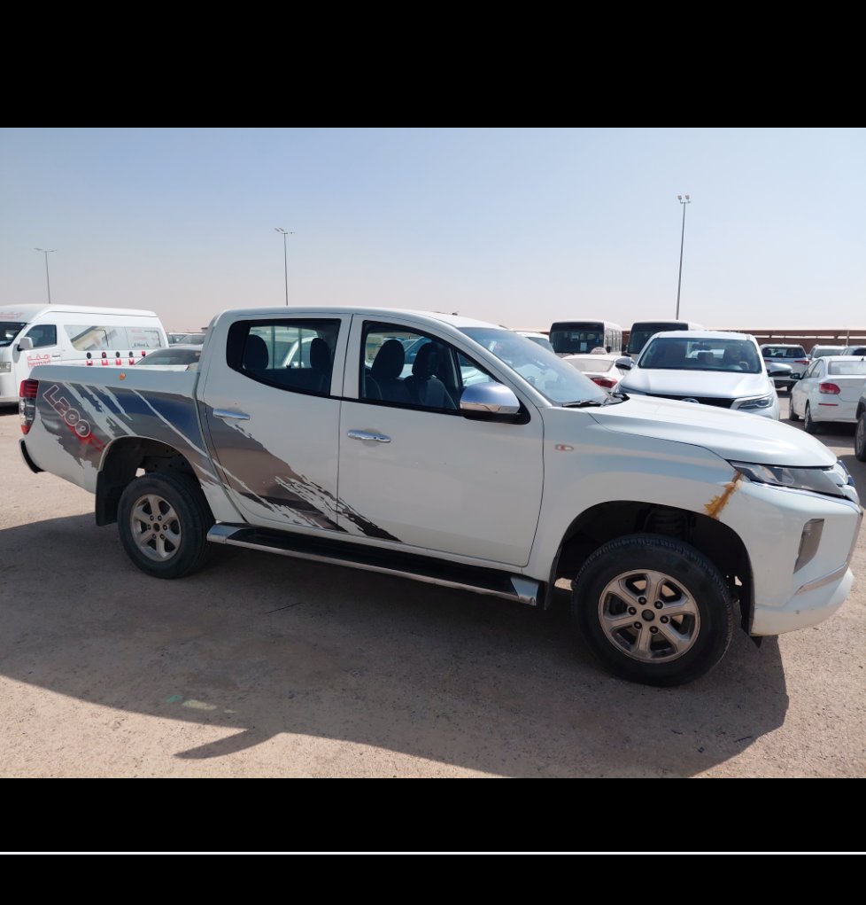ميتسوبيشي L200 4X4- 2022 image