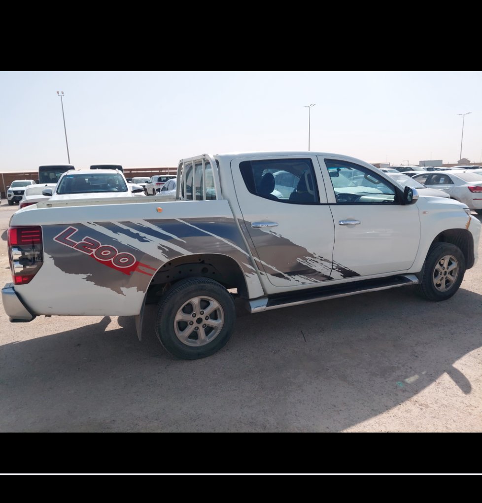 ميتسوبيشي L200 4X4- 2022 image
