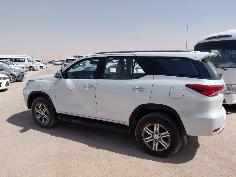 Toyota Fortuner VX1 2023 image