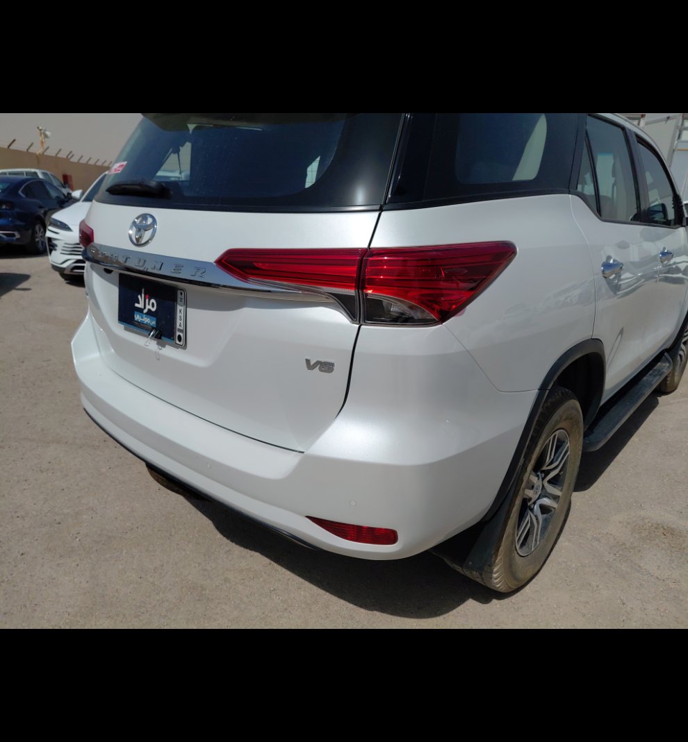 Toyota Fortuner VX1 2023 image