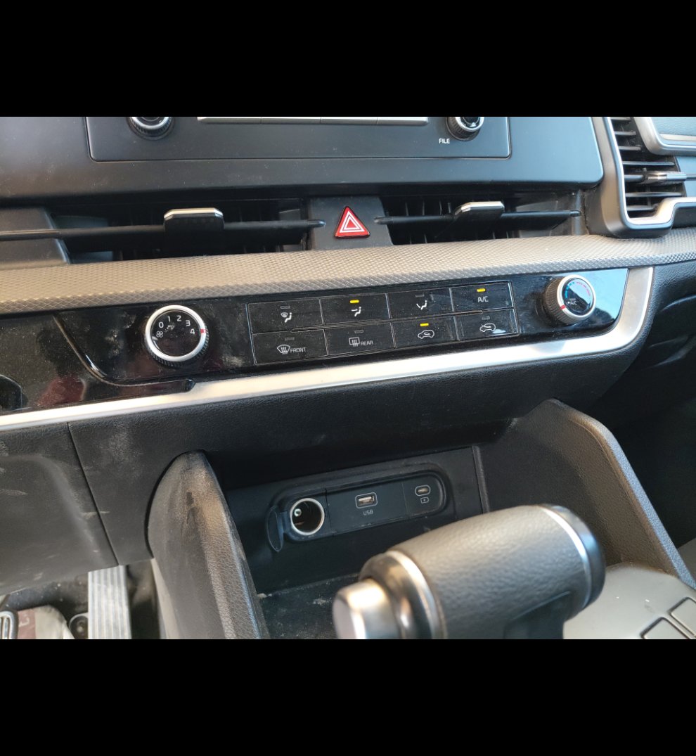 كيا سبورتاج NQ5E LX 4WD 2023 image