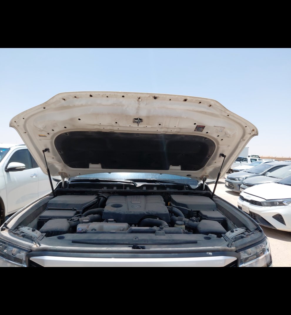 Toyota Land Cruiser GXR 2 2023 image