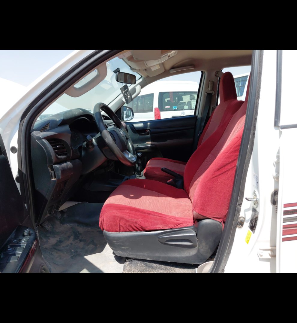 Toyota Hilux 4X4 - 2024 image