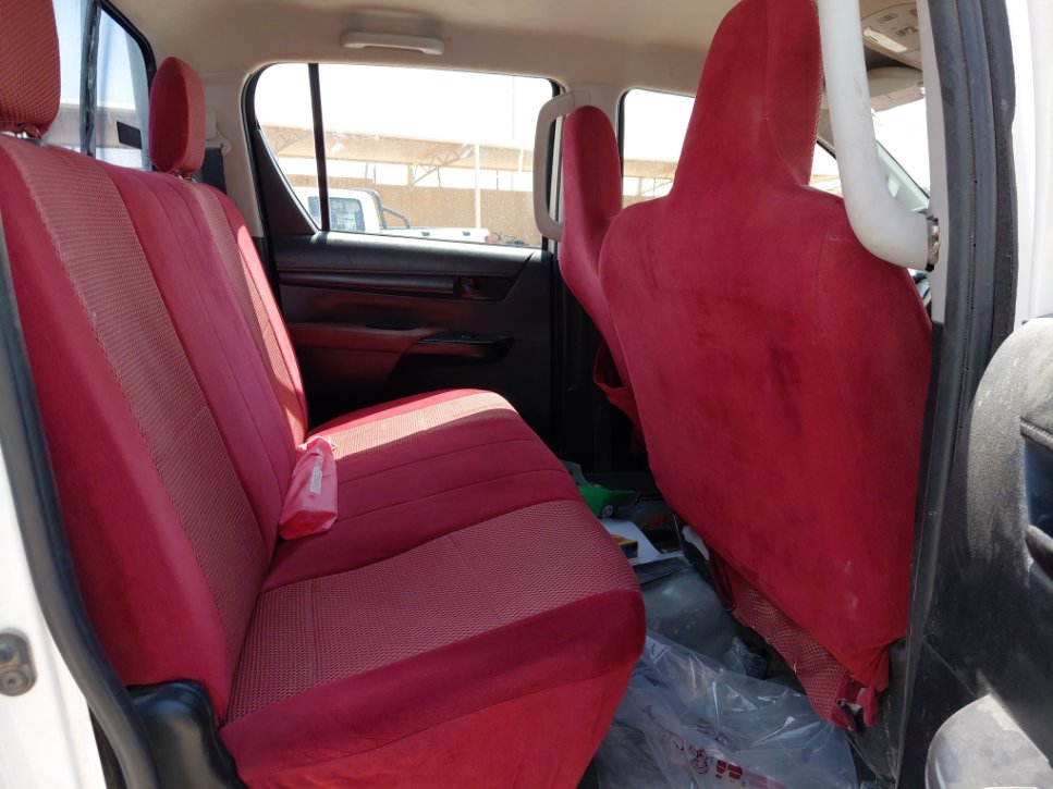 Toyota Hilux 4X4 - 2024 image
