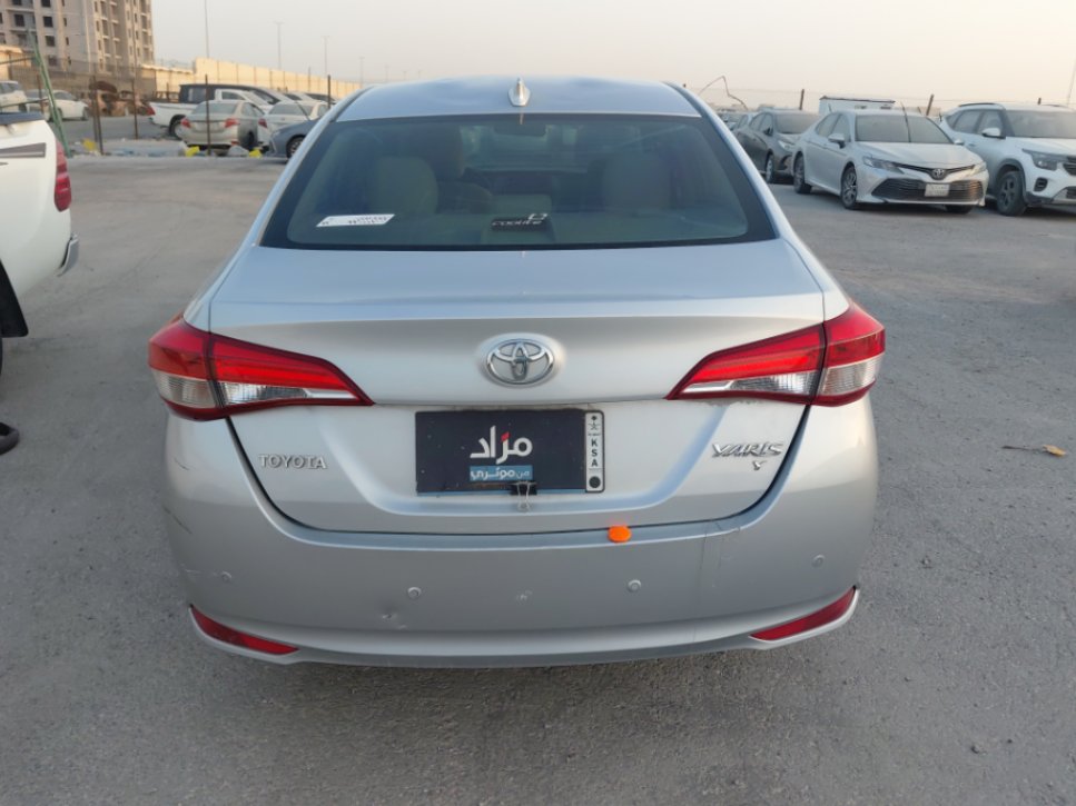 تويوتا يارس Y 2021 image