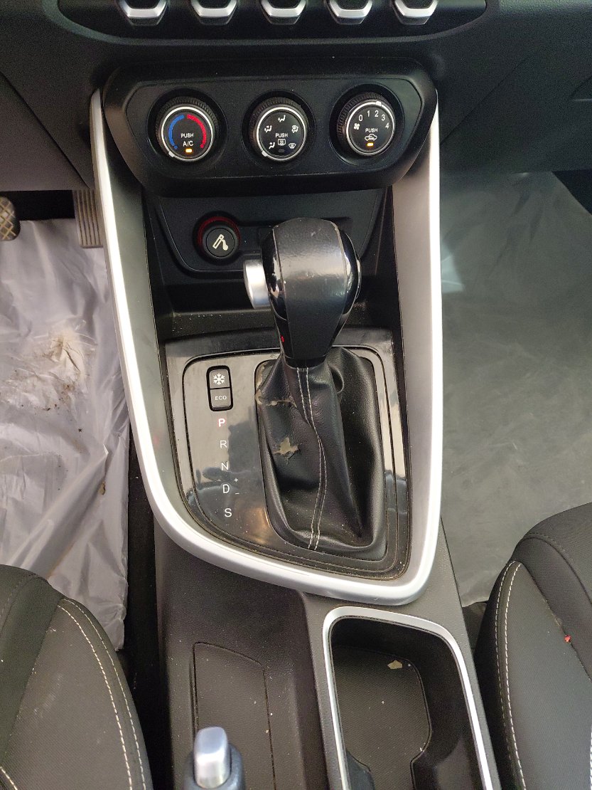 Chevrolet  Captiva LS 2021 image