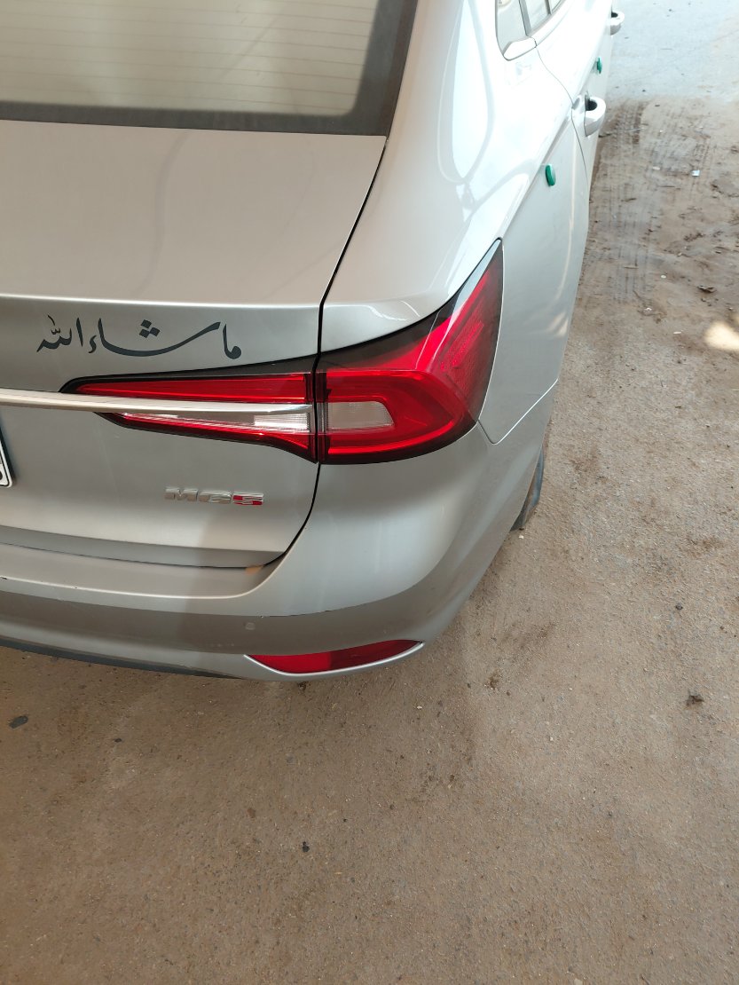 إم جي 5  لوكس 2023 image