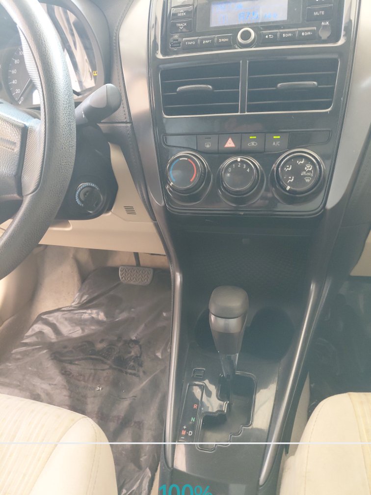 Toyota Yaris Y FLT 2021 image